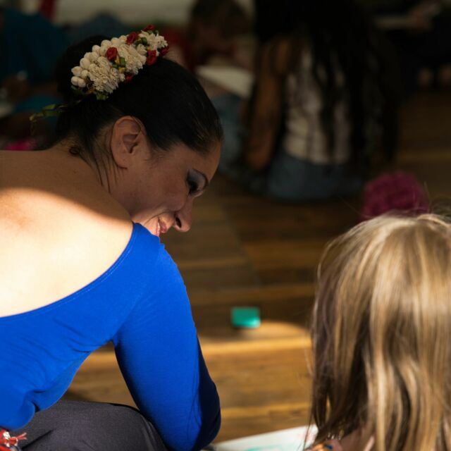 I had a wonderful time running this workshop at the @bedfordcreativearts_ tent @bedfordboroughcouncil  river festival thanks all and to @paro40 exploring dance and diverse identities through self-portraits ❤️ 
N.B - for pictures/faces that are not blurred:  if parents have changed their mind about the pictures, do get in touch, and I'll take them down ❤️ 
Beautiful pictures, @orsolinisimone

#BedfordRiverFestival #Grateful #Storytelling #CommunityLove #WellOrganizedEvent #Multilingual #Dance #FestivalFun #CulturalCelebration #RiverFest #BedfordEvents #CommunityEngagement #CulturalDiversity #EventSuccess #FamilyFun #FestivalMagic #ThankYou #JoyfulMoments #InclusiveEvent #LocalCulture #EventHighlights #BedfordUK #FestivalVibes #CreativeExpression #PublicEvents #CulturalExchange #StoryDance #EventAppreciation #HappyMemories #FestivalSpirit
@bedfordboroughcouncil